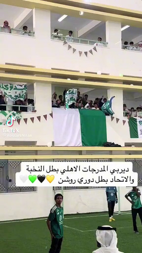 PE9EkkJ4sTyd2BEh.jpg