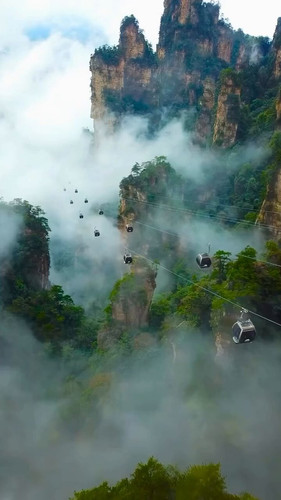 Akk9FhkPebh3 DFg.jpg