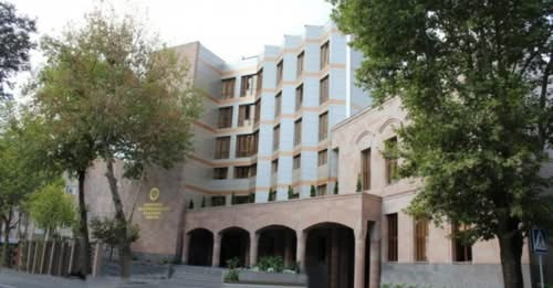 14216415106209416757?url=https%3A%2F%2Flurer.com%2Frs.php%3Fimage%3D%2Fdisc%2F22 05 25%2Fde95584fc48.jpg