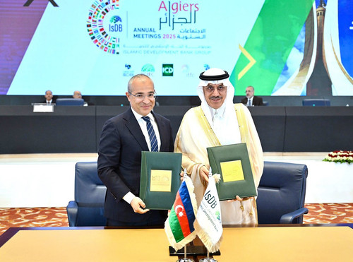 GrjVG8DWsAAzOaF.jpg