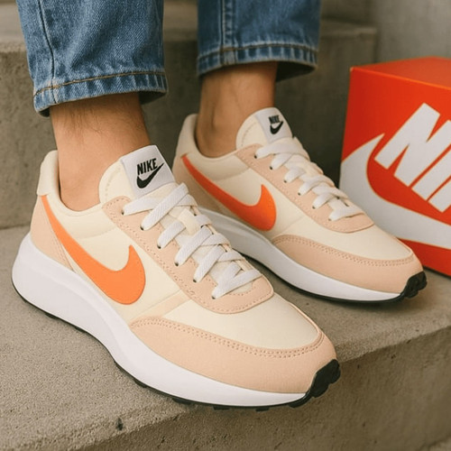 Nike Waffle Debut.jpg