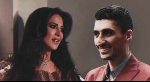 cwFQ cdUhAV iG v.jpg