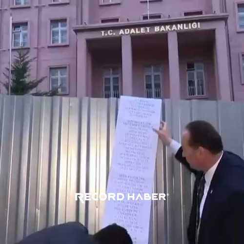 An6Ofa0rikbG XJT.jpg