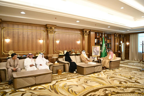 GoFe7ovWwAA6quc.jpg