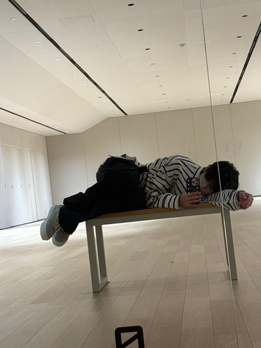 weverse 20250410165123 2009710499.jpg