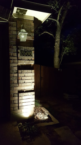 outdoor lighting austin tx.jpg