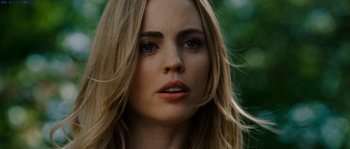 The.Amityville.Horror.2005.2160p.UHD.Blu ray.DV.x265.10bit.DTS HD.MA.5.1 HDS.mkv 001138.417.png