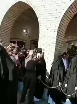 m7Lga0Y0 cg 6kuK.jpg