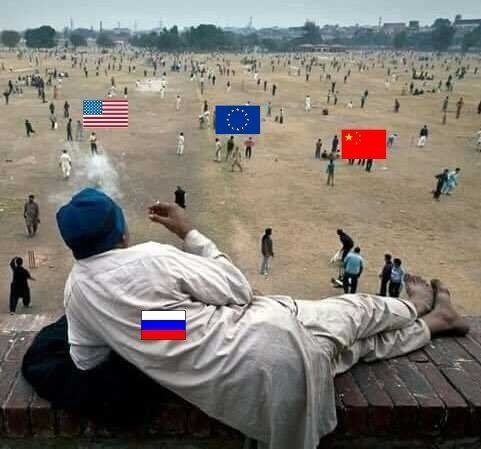 GoGpW9JWAAAZTeu.1