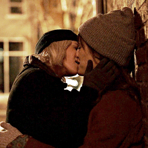 tumblr 479cd8f4c7b042ffcbe71c6fc2a7ebcd 4af4f0fd 540.gif