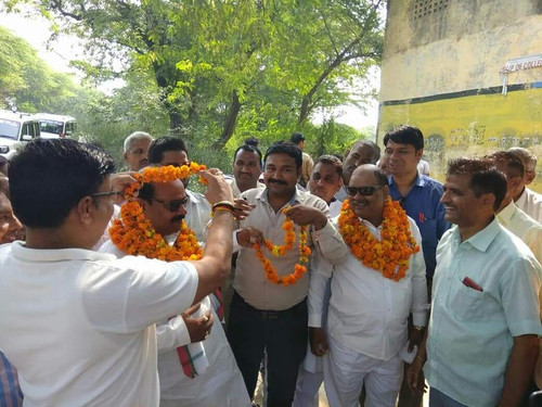 स्कूल एवं शिक्षण के हित में संघर्ष