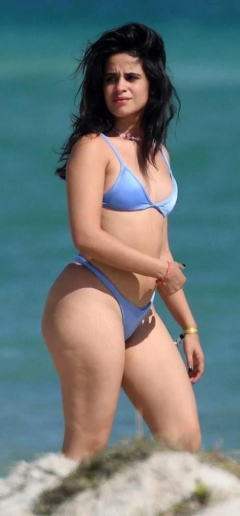 camila cabello is sexy as hell v0 mjtiqwa0r0ja1.jpg