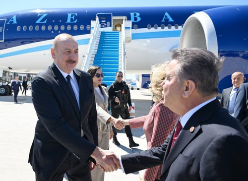 GoLT1t WAAAy7Ry?format=jpg.jpg