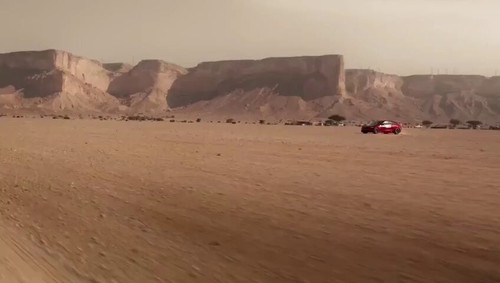 HzosKBg9 lxrgAA5.jpg