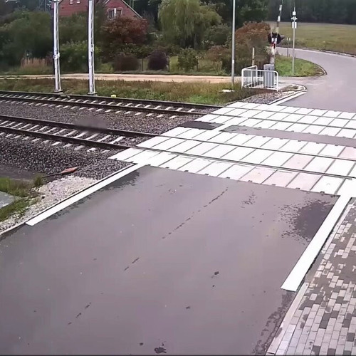 fkfkus2fzru7 sg9.jpg