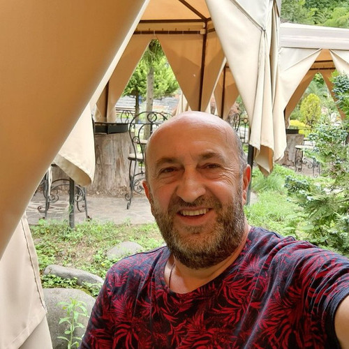 zaza.jpg