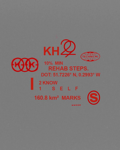 DGyCCuYNpSMAg LP.jpg