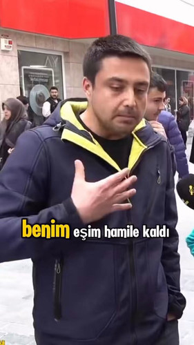 Bg4bQFYc4zZGTwQt.jpg