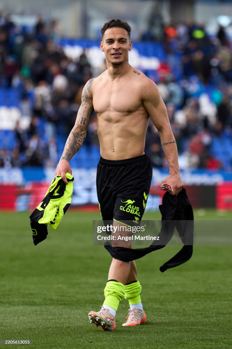 LEGANES, SPAIN - MARCH 16: Antony dos Santos of Real Betis celebrates victory after the LaLiga match.jpg