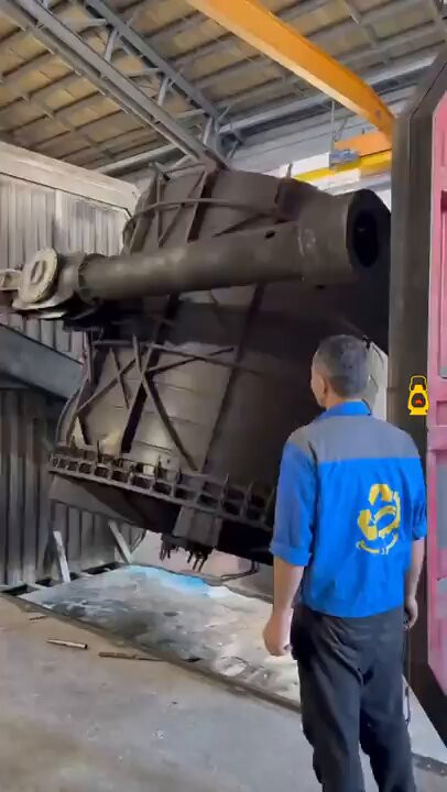QMcfSttx07fKaaXL.jpg