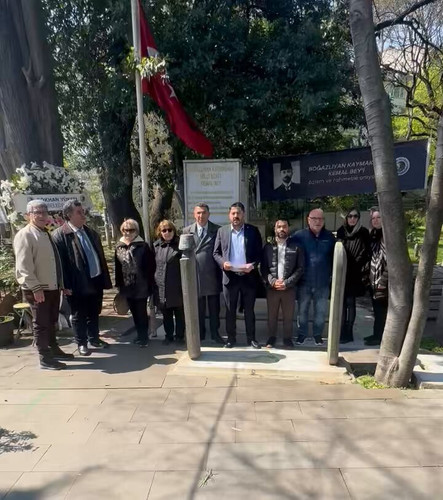 EiXq4GMT849v 2m4.jpg