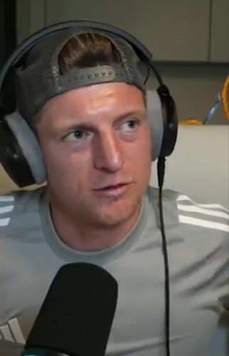 GoQw5FdXgAAcIwc.jpg
