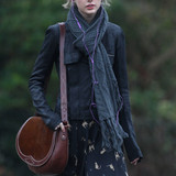 Taylor Swift Leggy Candids Goes Shopping in London 15d76cd487d61891e3