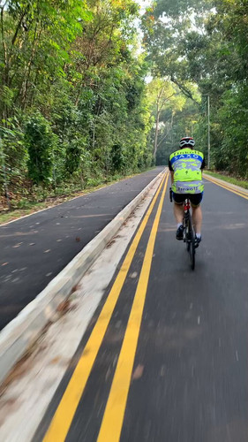 ZdD5O1Qz7R YmZcI.jpg