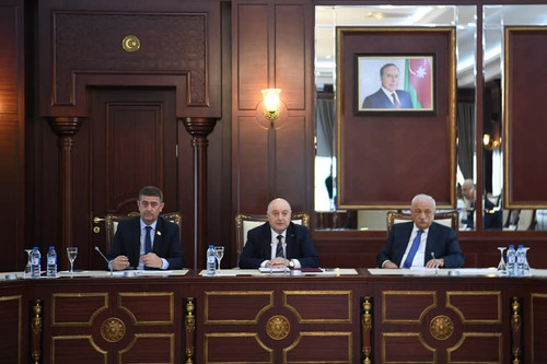 GoVVpb3WkAAQpKy.jpg