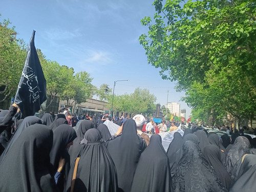 GoQSfarWEAAKd V.jpg