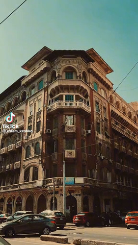 EdPvolkjL9q9bA W.jpg