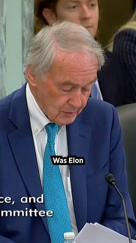 aWv5GFHOZSEMiA L.jpg