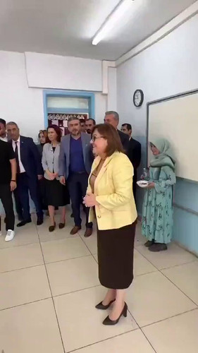 GBX8gaT 1qDbeUzY.jpg