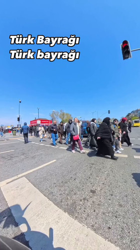 UDfD0DNQtVIVPkE4.jpg