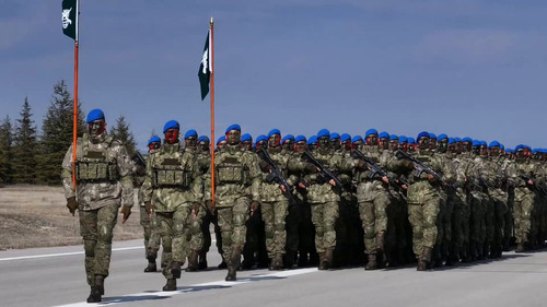 hz VwDdqSMI4AD4K.jpg