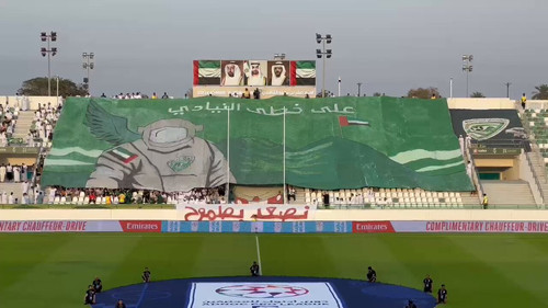 dSrz2Lyja p8owLw.jpg