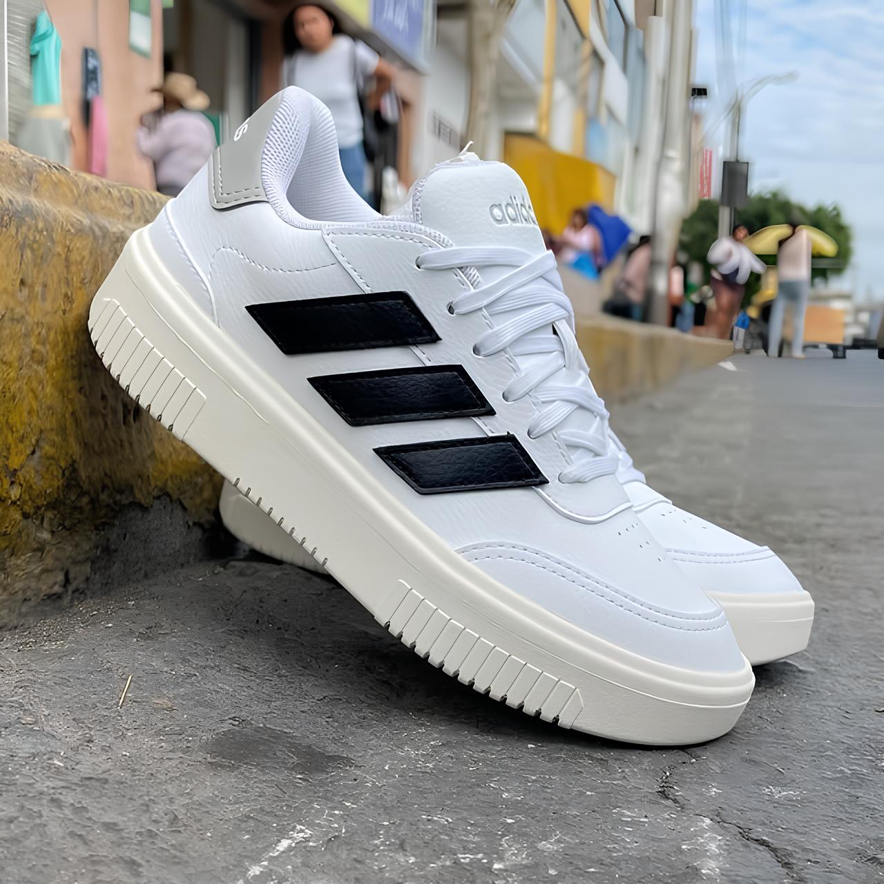 Tênis Adidas Courtblock Bold Feminino