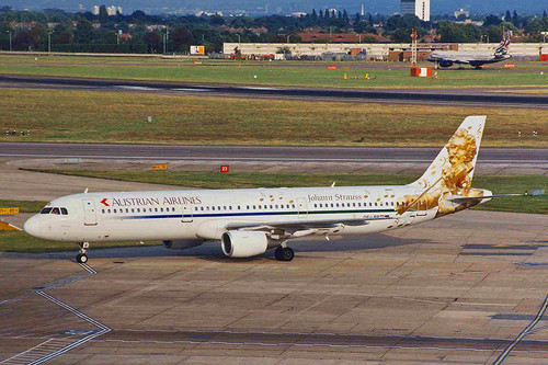 5898116887 507904f7cd h.jpg