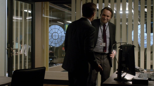 The.Bureau.S01E01.Epizoda.1.1080p.SKST.WEB DL.CZ FR.DD+5.1.H.264 TreZzoR.mkv snapshot 33.23 [2025.02