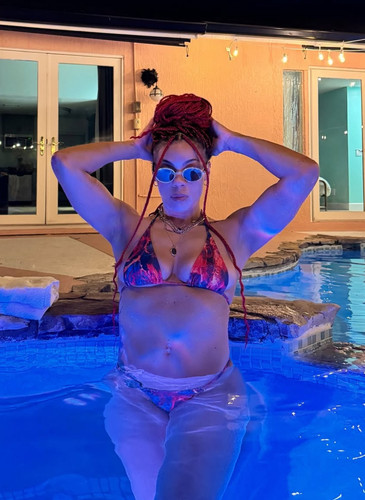 wwe b fab2.jpg