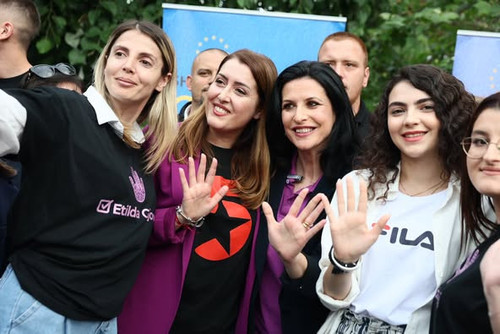 495799630 1212907153539452 1584791184032373996 n.jpg?stp=dst jpg p526x395 tt6& nc cat=107&ccb=1 7& n.jpg