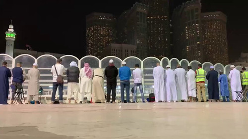 fJPNe K2Y93E7QuB.jpg