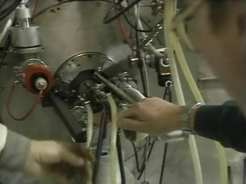 cap NOVA.S17E02.Race.for.the.Top.1990.VHSRip.AAC2.0.x264 astro 00 00 06 01.jpg