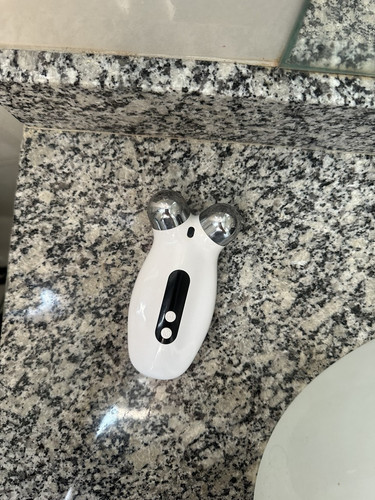 photo 4963358250317754131 y.jpg