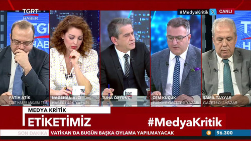 di6CjkBl24vR1Zya.jpg