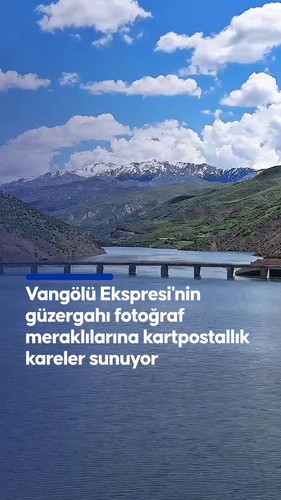 y p69XyjcsomwUzA.jpg
