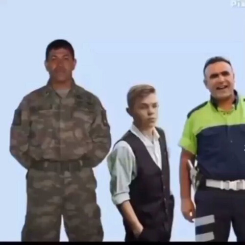 Q53l4BrYgo7ss JC.jpg