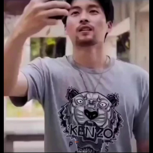 03SdzXln4qFsapAi.jpg