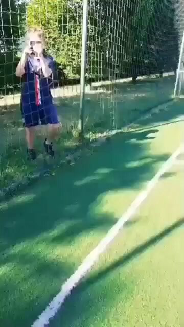 FoXyu8YzsW t5CdU.jpg