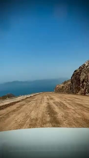 puqP1lsx5 HnNbjk.jpg